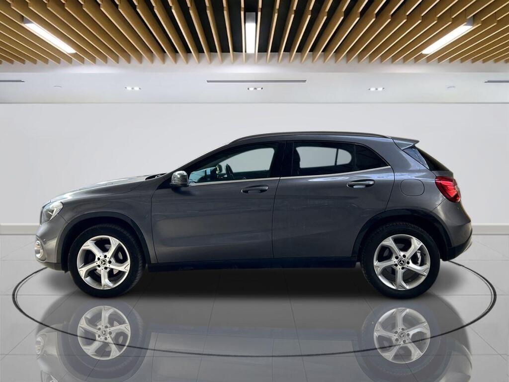 2018 MERCEDES-BENZ GLA GLA 200 D Sport