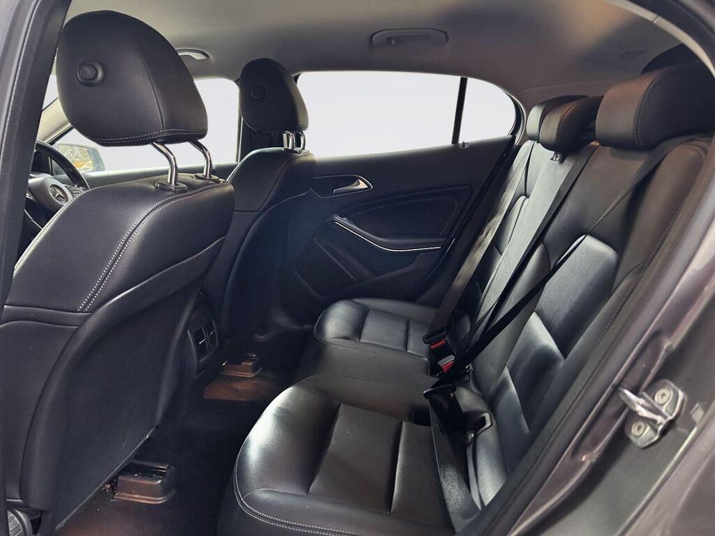 2018 MERCEDES-BENZ GLA GLA 200 D Sport