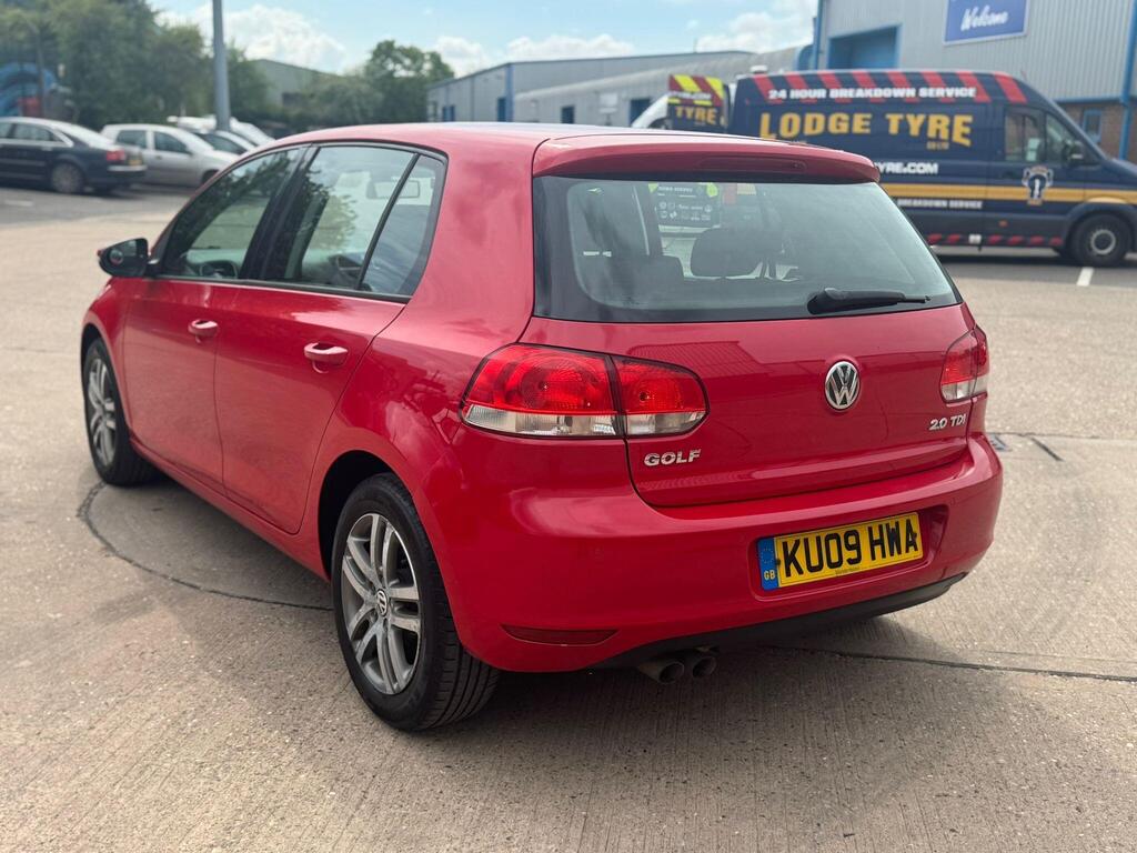 2009 VOLKSWAGEN Golf SE TDI DSG
