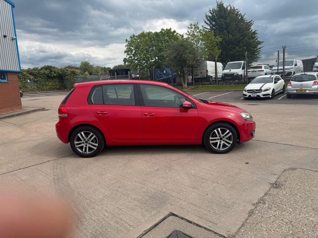 2009 VOLKSWAGEN Golf SE TDI DSG