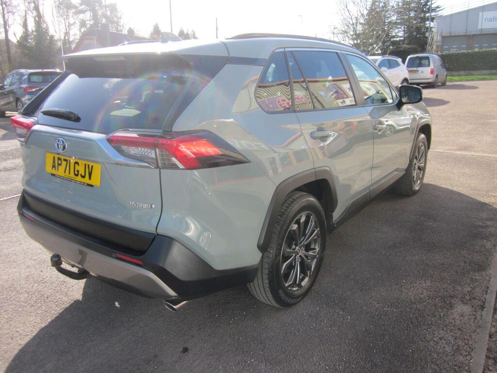 2022 TOYOTA RAV4 VVT-I Design